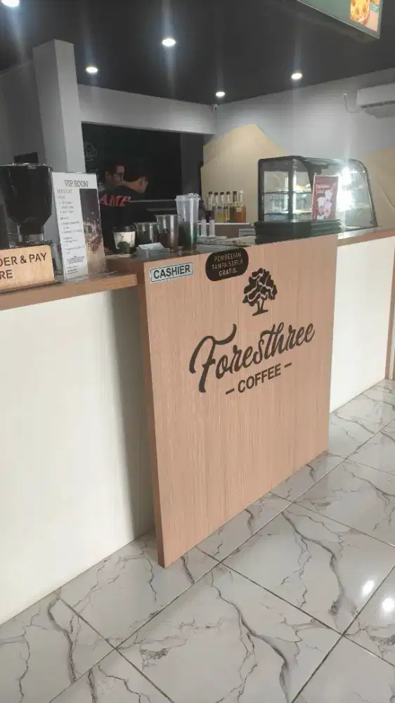 Dibutuhkan karyawan cew/cow dibagian kitchen/dapur daerah Citra Raya