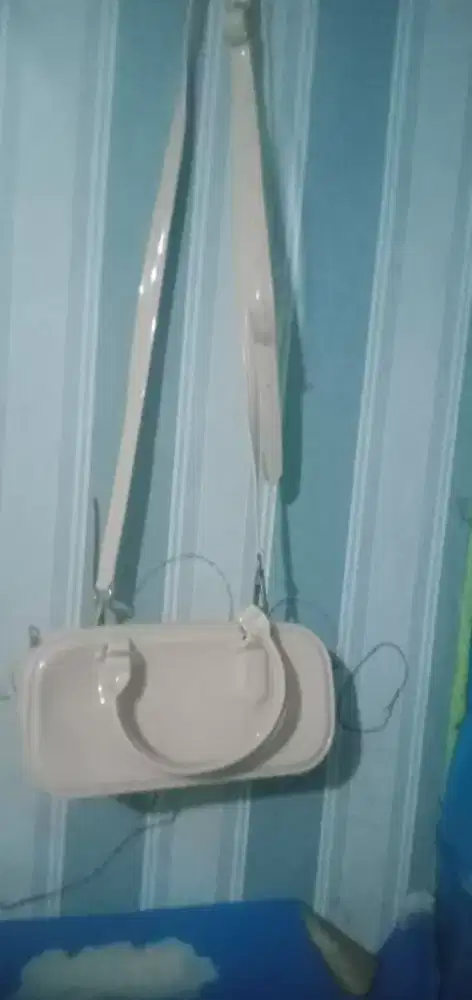 Jual tas bekas masih layak pakai