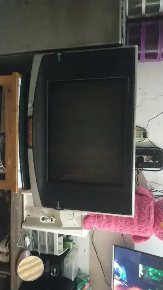 Sharp tv tabung 32