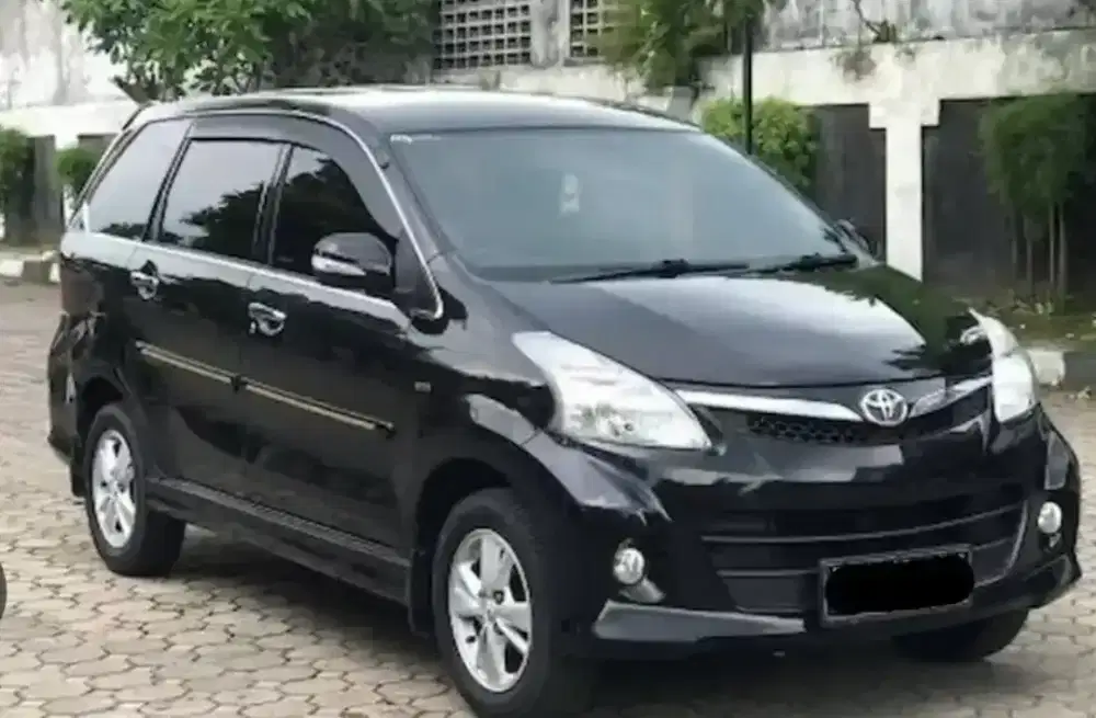 Avanza veloz 1.5 matic 2013