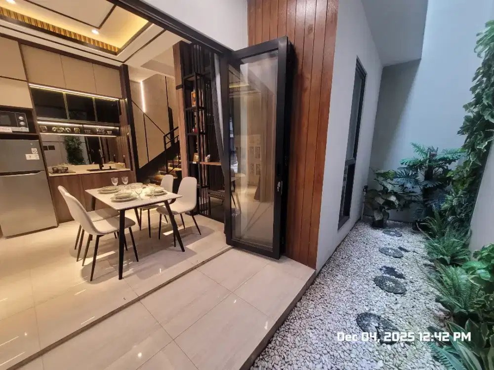 Di Cari Art, Baby Sitter, Pengasuh Lansia