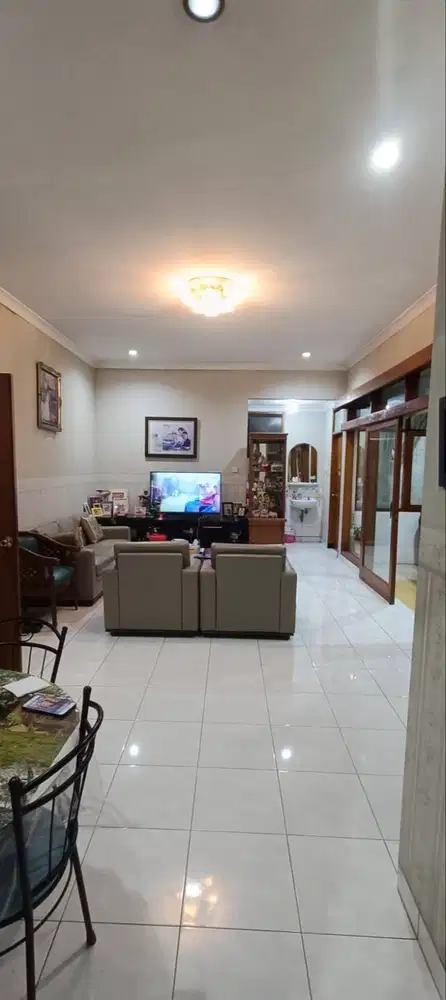 Dijual Cepattt.. Rumah Siap Huni di Singgasana Pradana