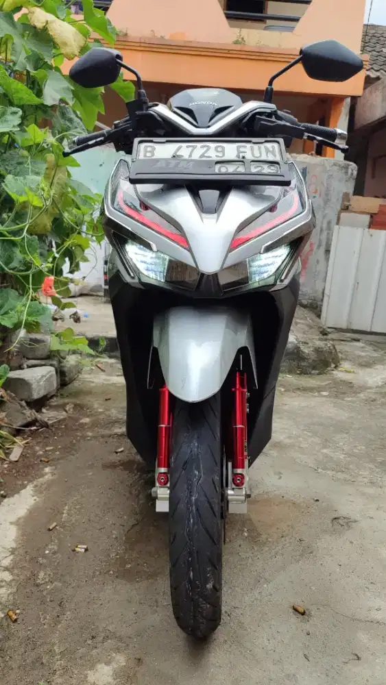 Vario 150 New silver