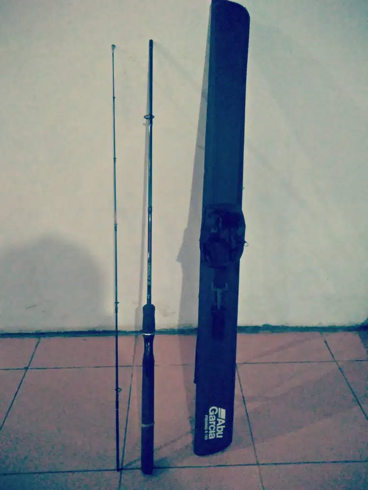 Bu Jual cepat joran dan rill Rp 300 rbu tinggal pake