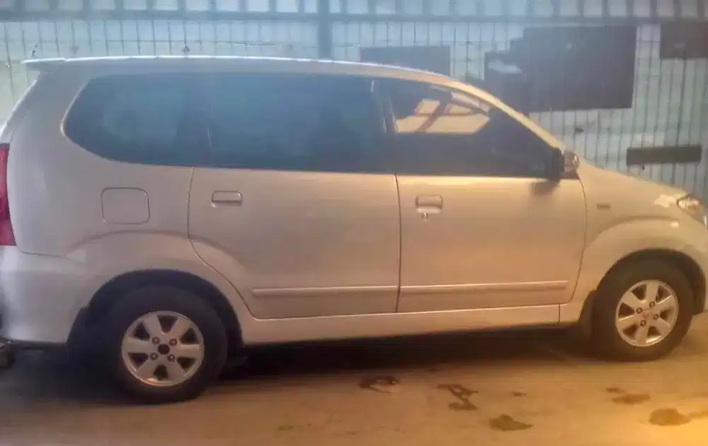 Toyota Avanza 2009 Bensin