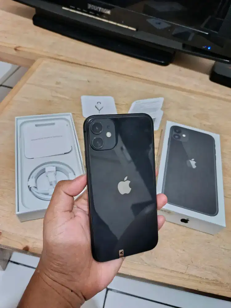 JUAL CEPAT IPHONE 11 64 GB INTER FULLSET SECOND MURAH