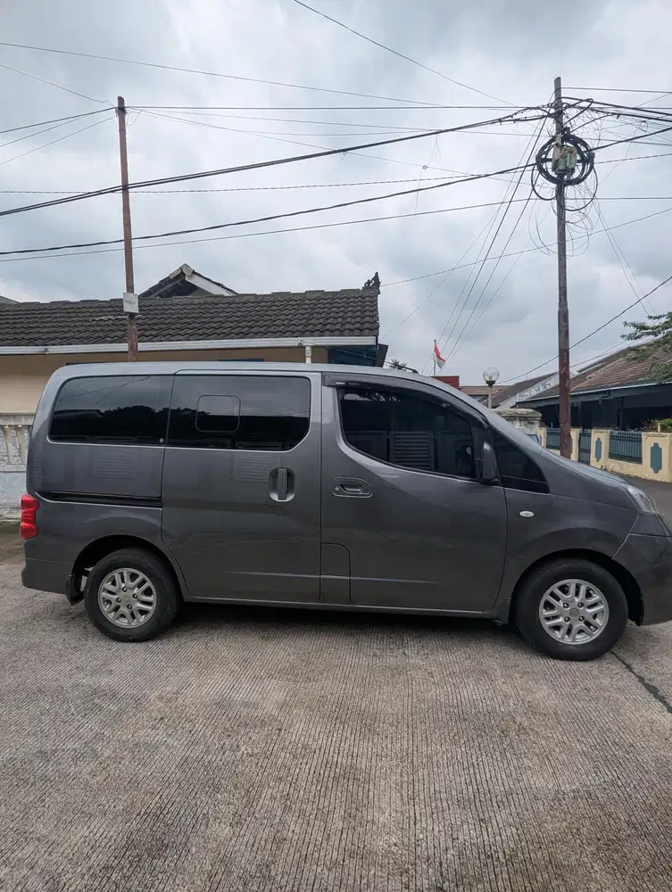 Nissan Evalia 2013 Bensin