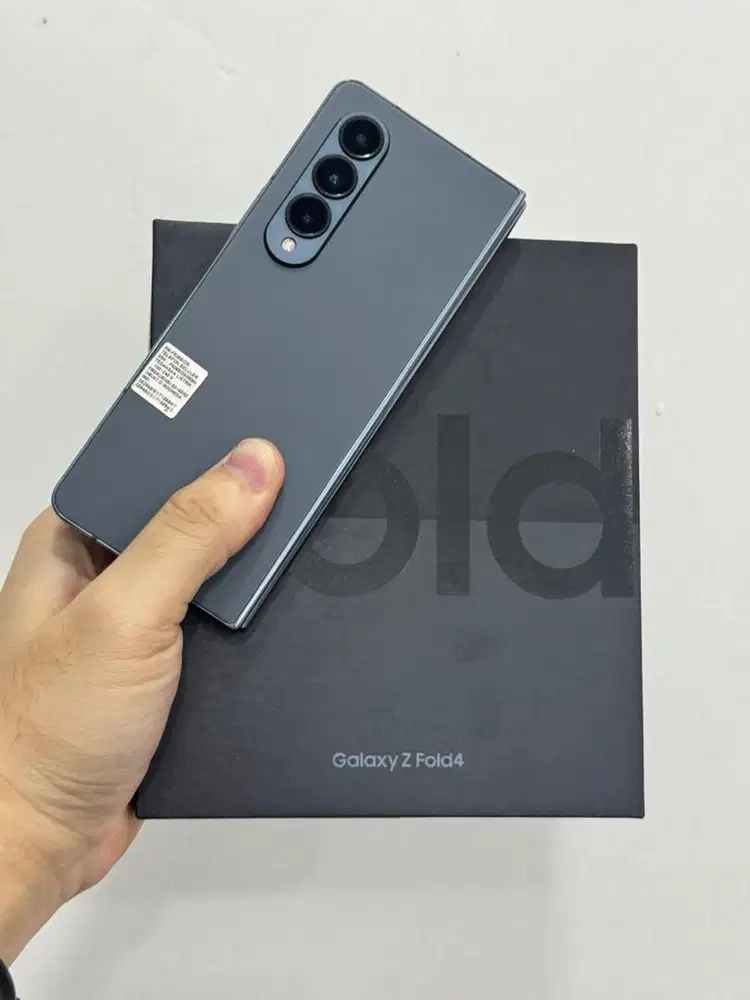 Samsung Z Fold 4 5G GreyGreen 12/512Gb (SEIN)