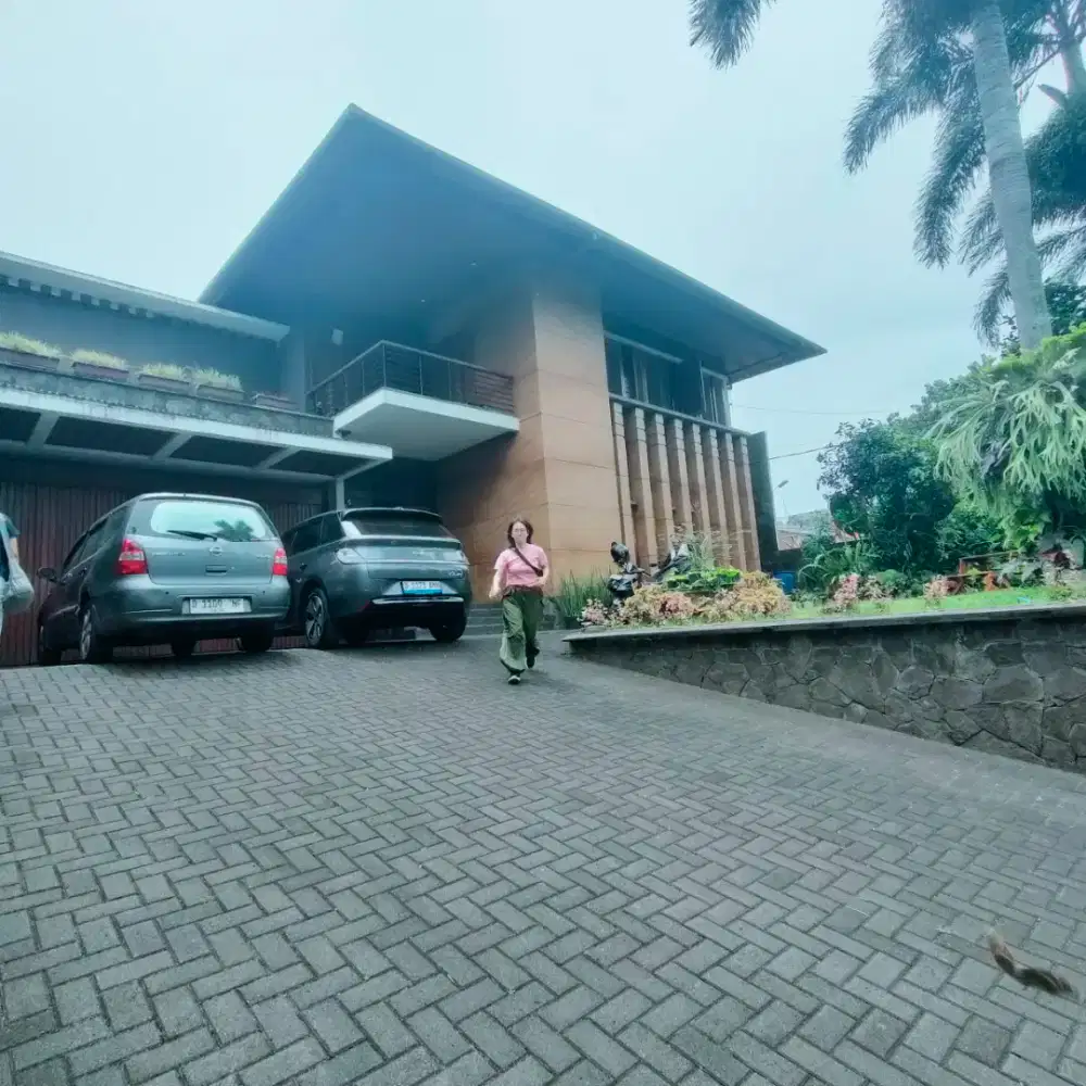 Rumah Asri Lux Mainroad Dago