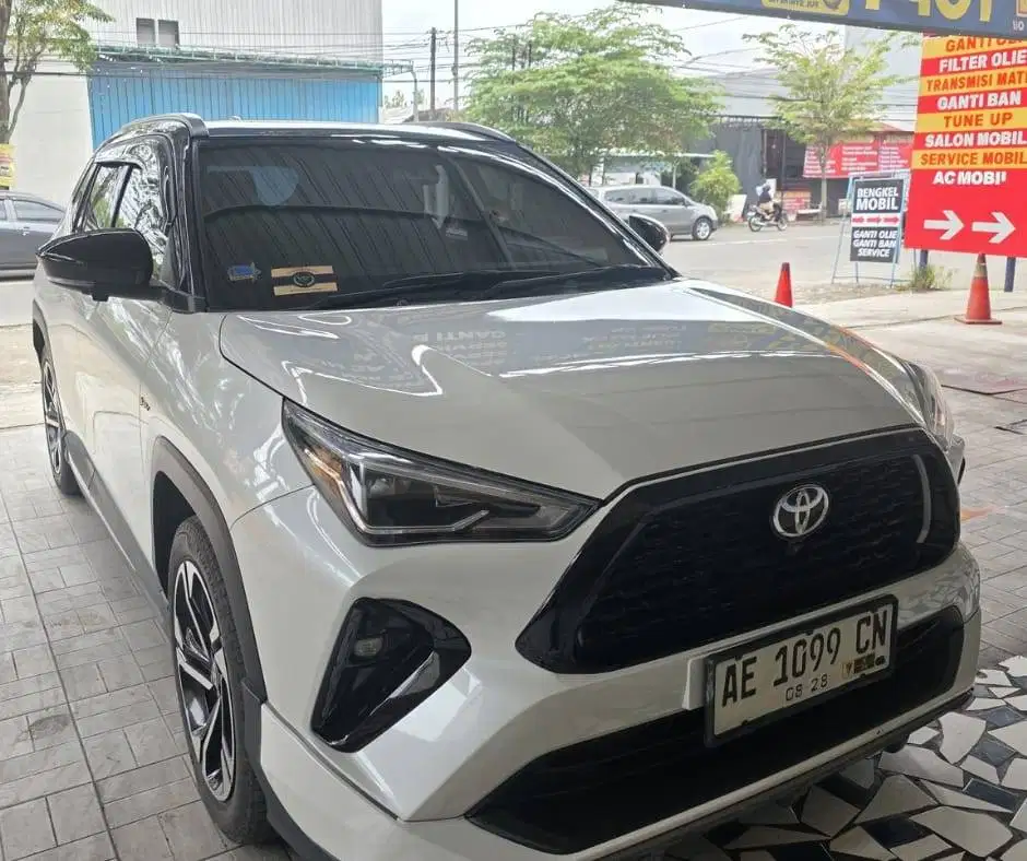 Yaris cross matic 2023 hybrid tangan Pertama