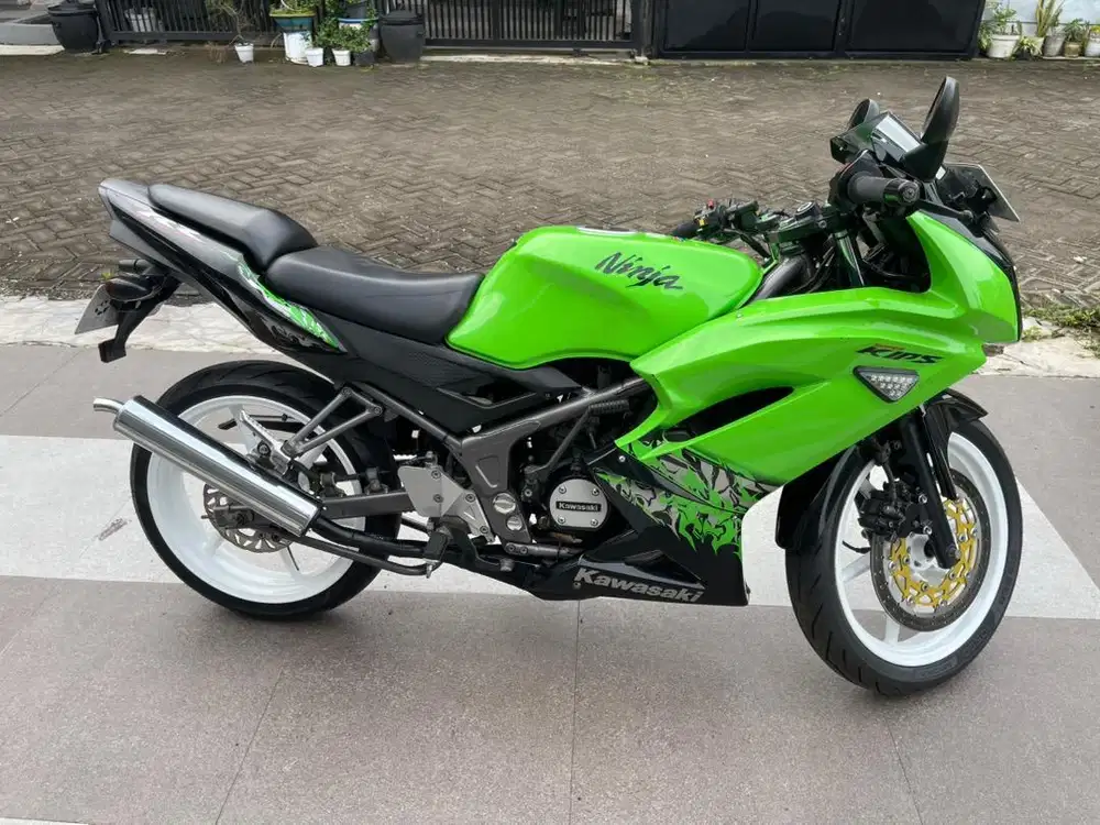 Milik Pribadi Tangan Pertama