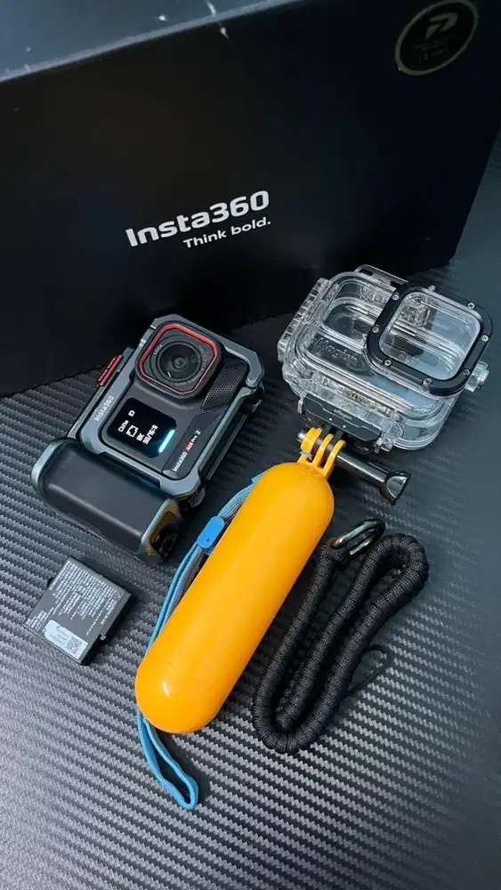 INSTA360 ACE PRO 2 EXPLORER BUNDLE 2 BATT