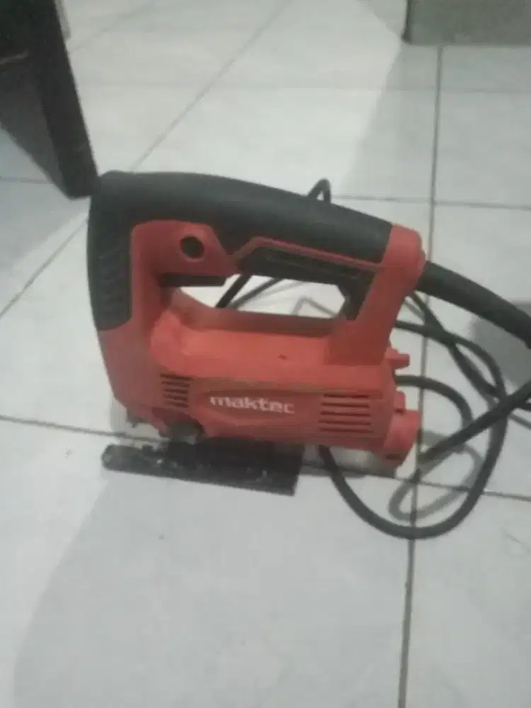 Jual mesin potong jigsaw merek maktec