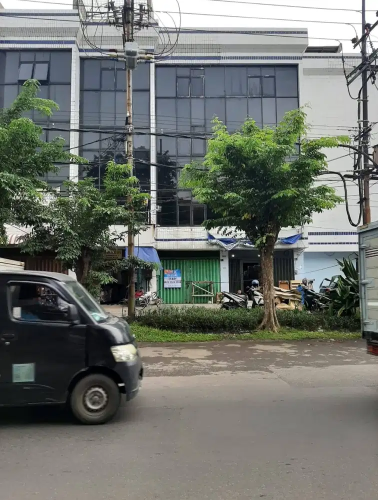 Dijual Ruko Semut Megah Raya di Jalan Waspada Pabean Cantikan