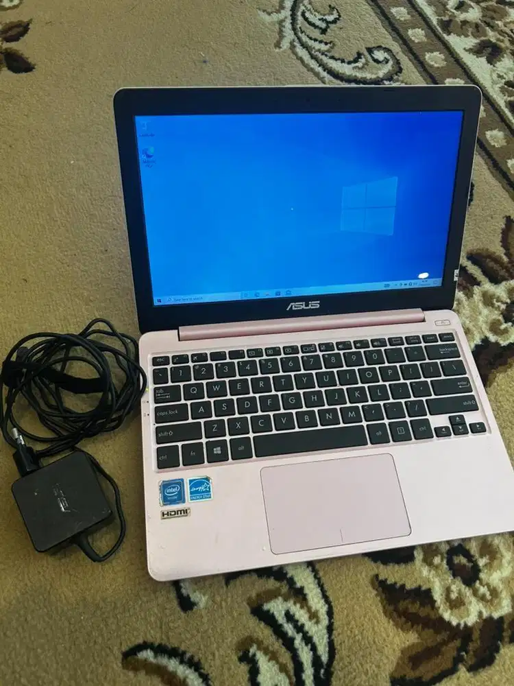 Laptop Asus vivobook 12 inch