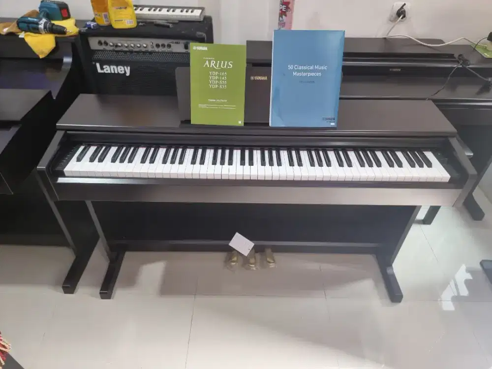 Piano yamaha ariuz ydp145