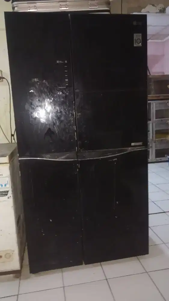 Kulkas Side By side LG 618 liter GC - C247UGUV Inverter