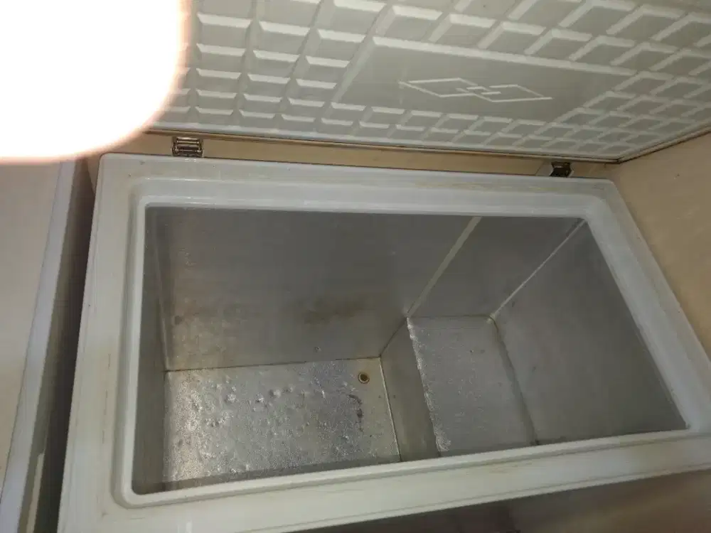 frezer merk frigigate