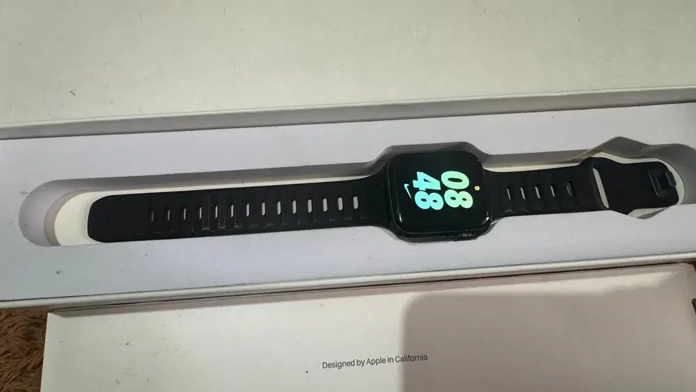 Apple watch gen 6 44mm grey