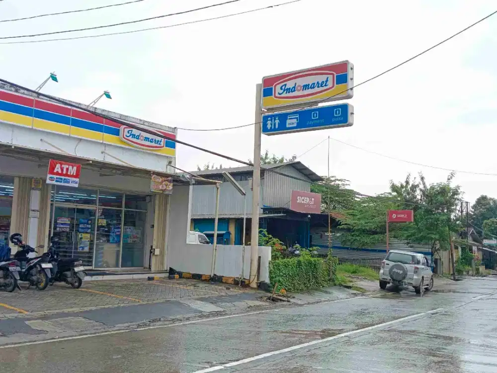 Dijual Tanah + Bangunan (disewa Indomaret) Dekat ke Pintu Tol Karawang Barat