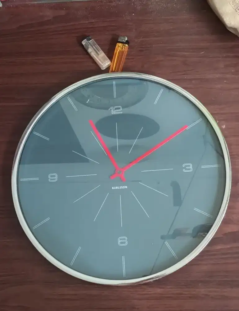 Jam dinding Karlsson 40 cm Langka minus