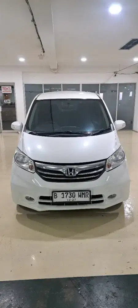 Honda Freed PSD AC Double, Putih.harga dan dp terjangkau