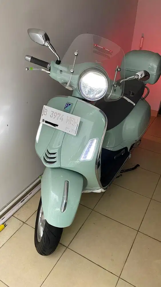 PIAGIO VESPA GTS 150 IGET