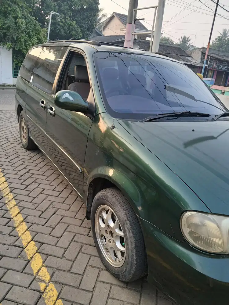 Kia Carnival 2000 Bensin