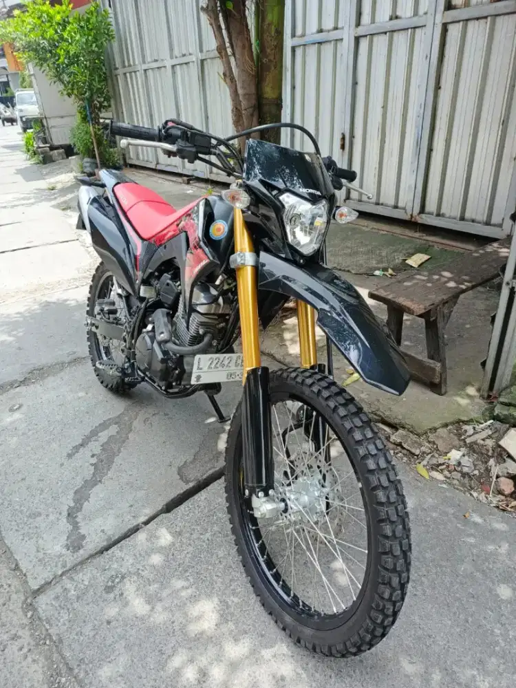 UD ENY MOTOR - Honda CRF 150 thn 2025