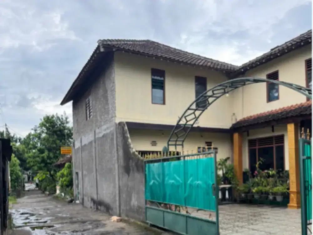 kosan dan rumah induk strategis area mahasiswa UMY ambarketawang jogja