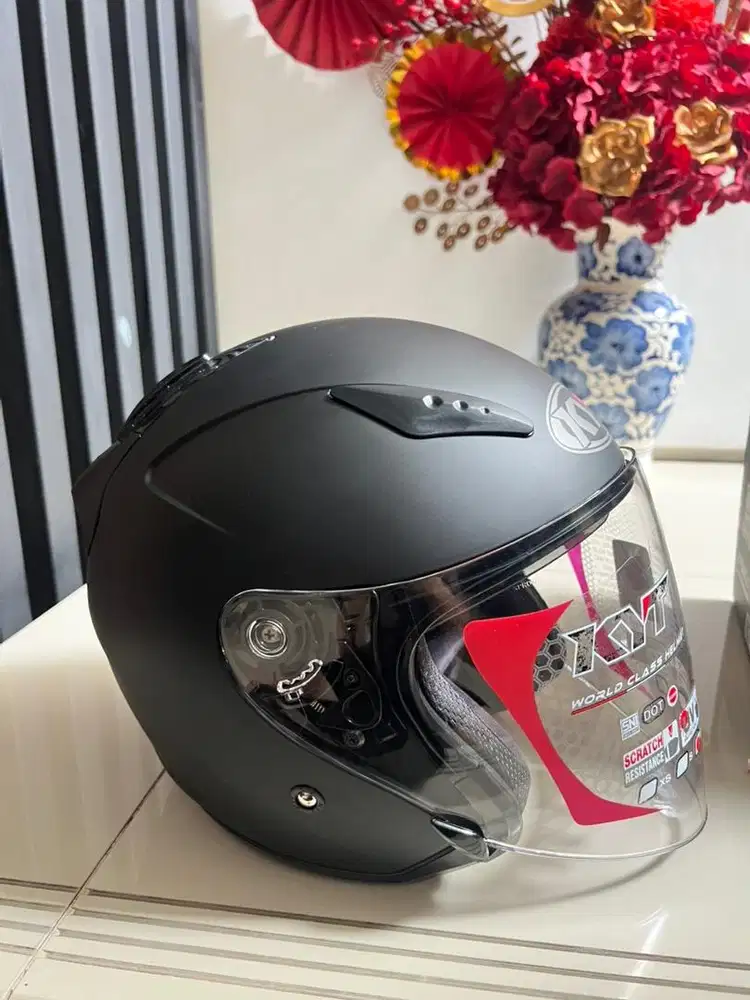 Jual helm KYT Galaxy Flat R Baru