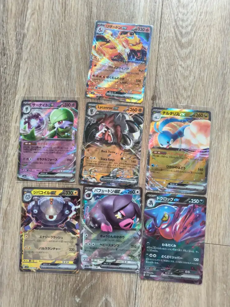 Bundle Koleksi Pokemon TCG Holographic Foil