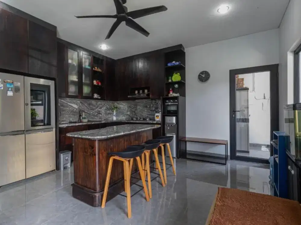 JUAL VILLA MEWAH TEPI SAWAH SANUR