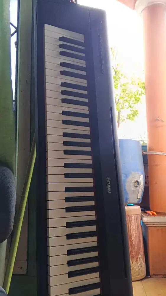 YAMAHA PIAGERRO NP 35