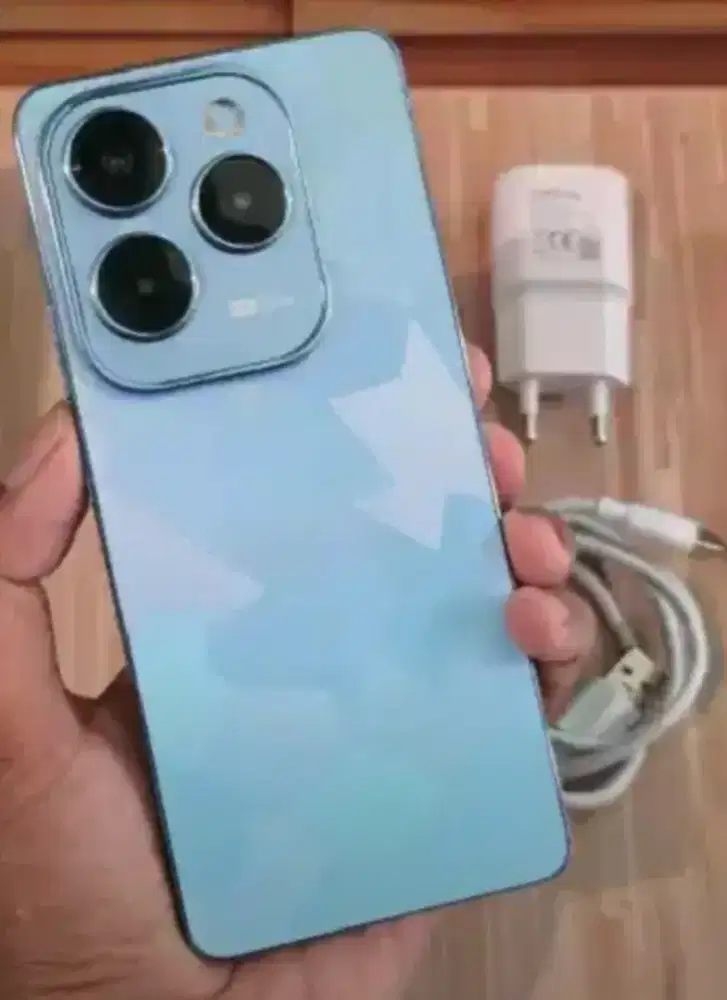 Infinix Hot 40 Pro 8/256 Mulus 98% Like New