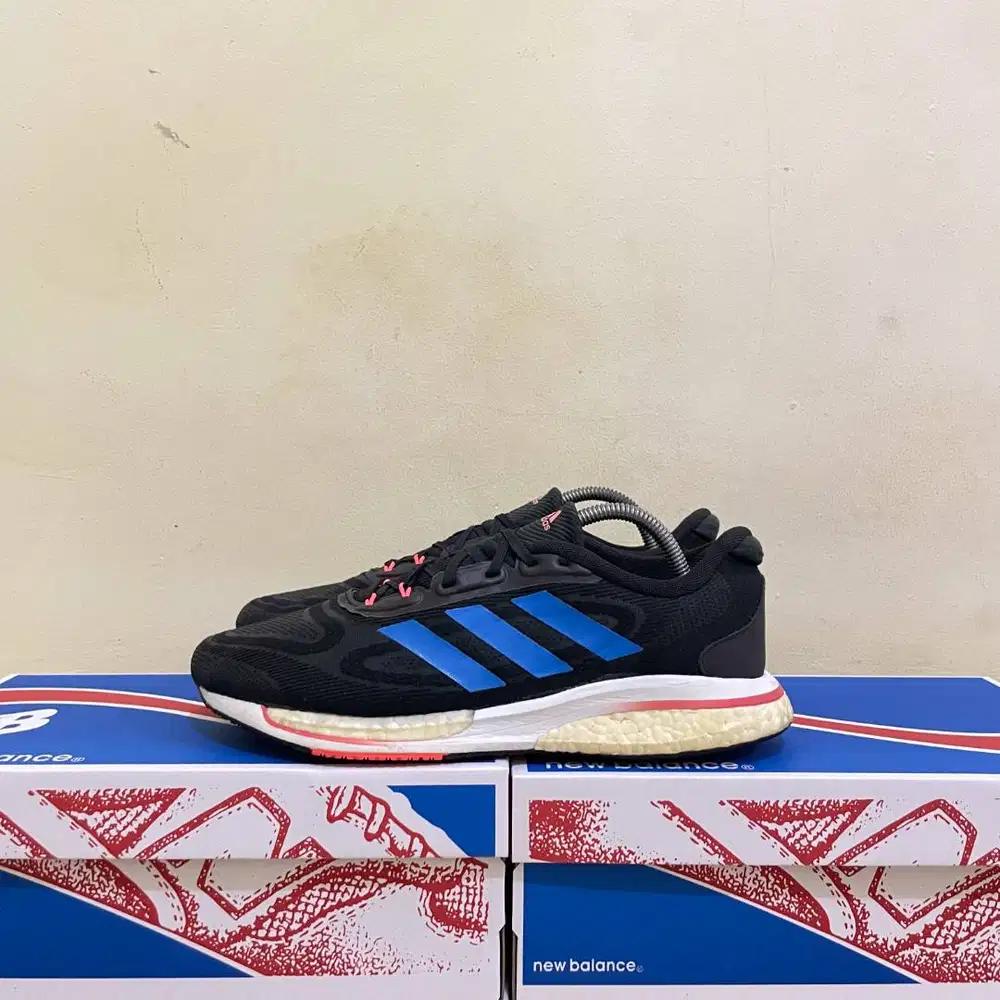 42 - Sepatu Lari Running Jogging Adidas Supernova Bekas Second
