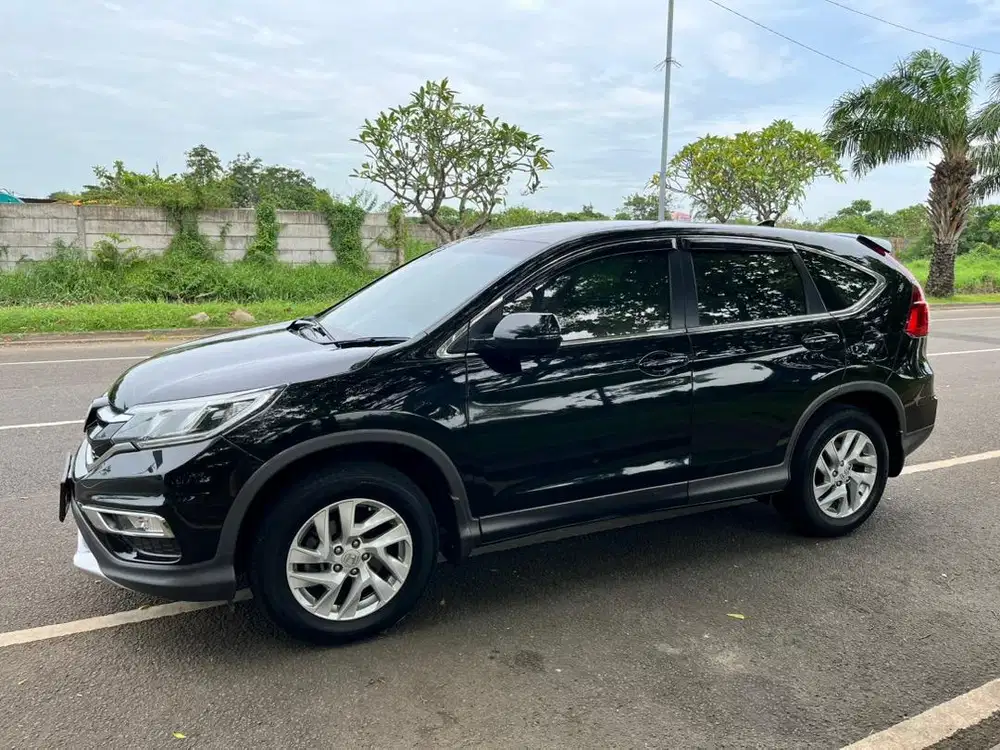 Dijual Cepat Honda CRV Hitam AT