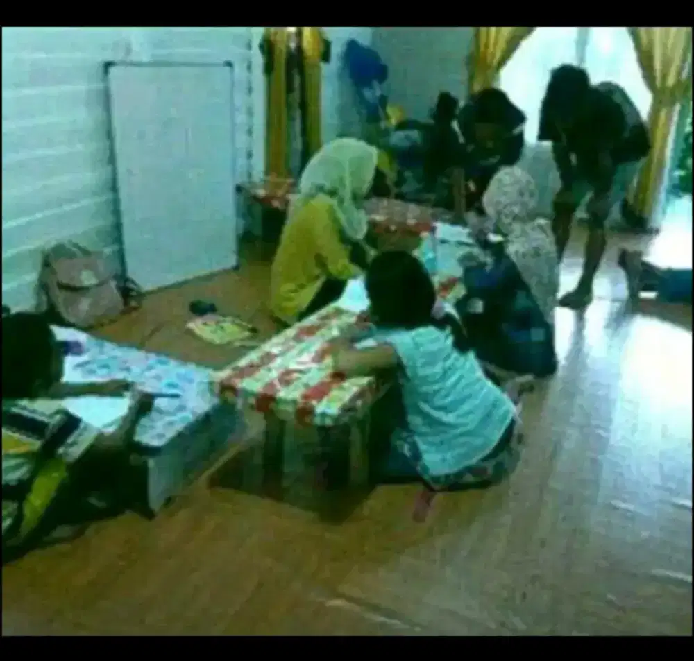 Guru Les Privat dan Guru Mengaji