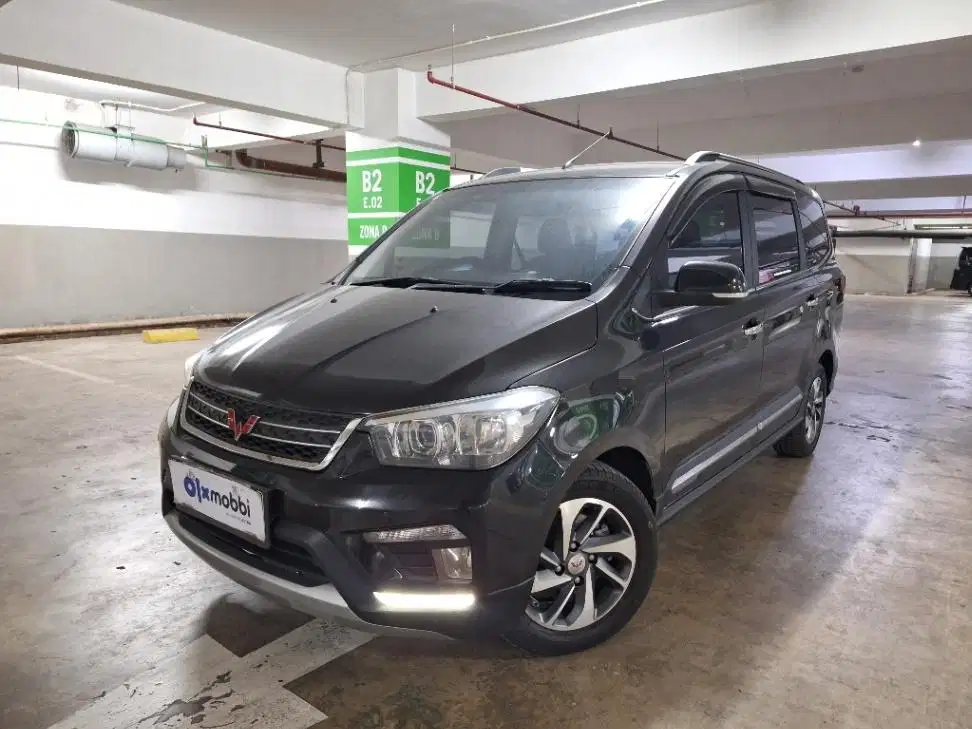 DP MURAH Wuling Confero S 1.5 L ACT Lux Plus Bensin-MT 2019 Hitam