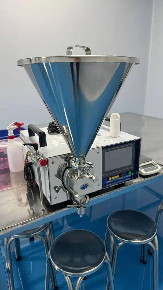 Mesin Kosmetik Bekas Filling Cream MN01s
