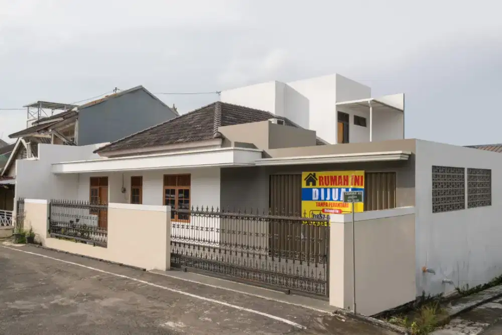 RUMAH BERINGIN INDAH NGALIYAN