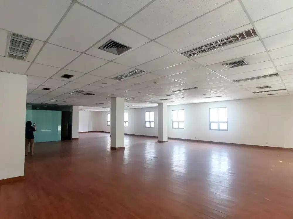 LXMMT 0182 Dijual Gedung Kantor Siap Pakai Ada Lift dan Genset Ready, Area Dukuh Atas Jakarta Pusat