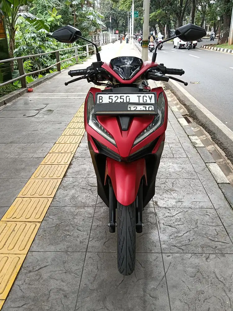 DIJUAL CASH NEW HONDA VARIO KEYLLES 150 THN 2020 PJK IDUP SIAP PAKAI