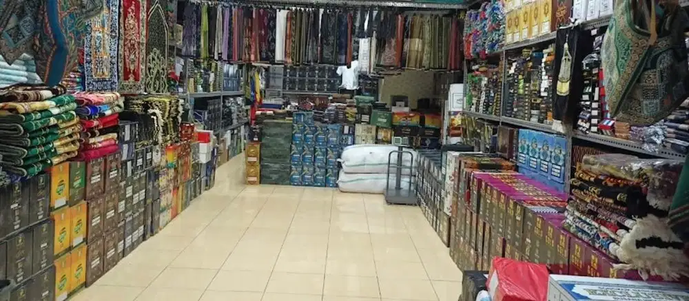 Pegawai Toko di Tanah Abang