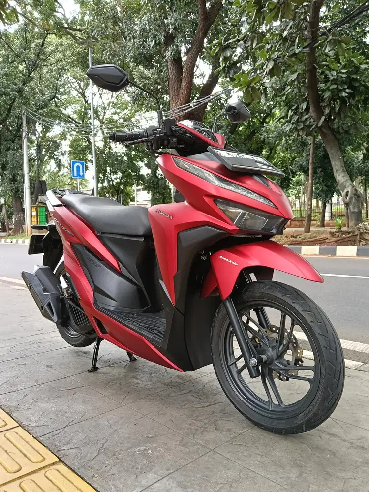 DIJUAL CASH NEW HONDA VARIO KEYLLES 150 THN 2020 PJK IDUP SIAP PAKAI