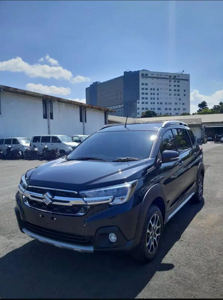 [Mobil Baru] SUZUKI XL7