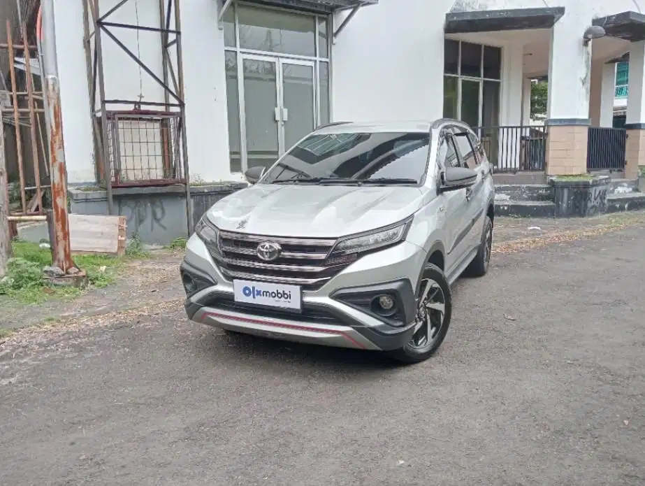 Pajak Panjang - TOYOTA Rush 1.5 S Bensin A/T 2021 SILVER