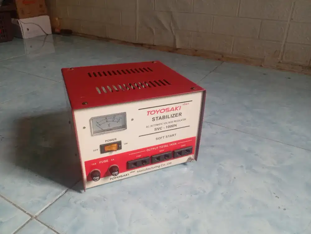 Stabilizer listrik 1000 va