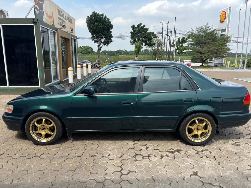 Toyota Corolla 1997 Bensin