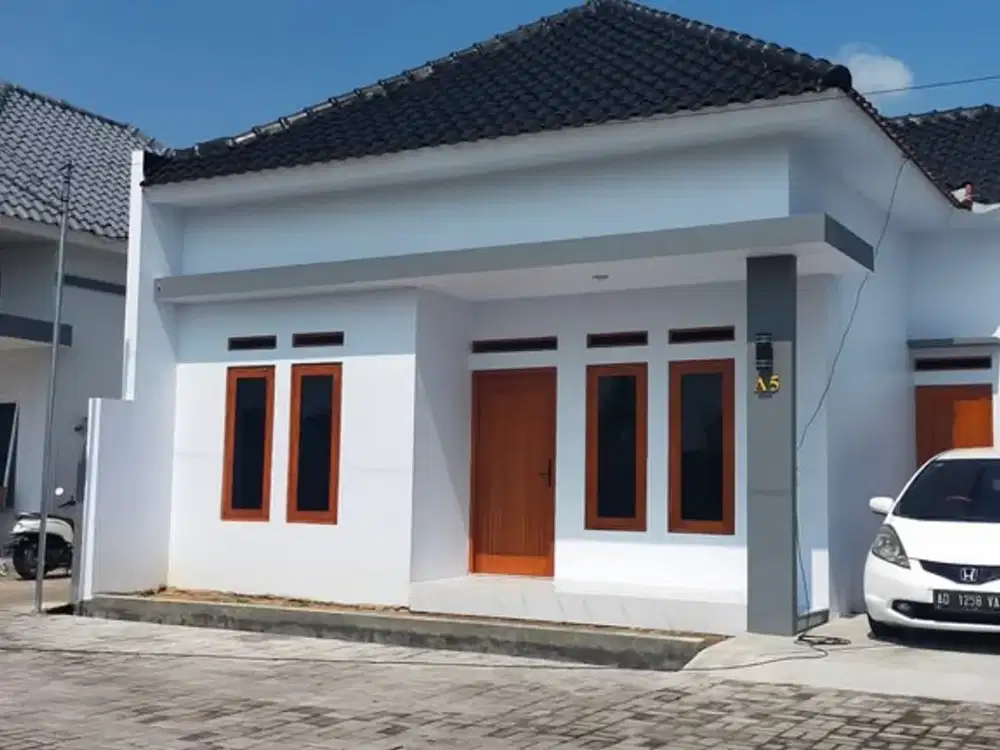 dijual rumah pesan bangun free desain bisa kpr bank dp 0% lokasi strategis di gentan baki dekat dari tugu lilin pajang
